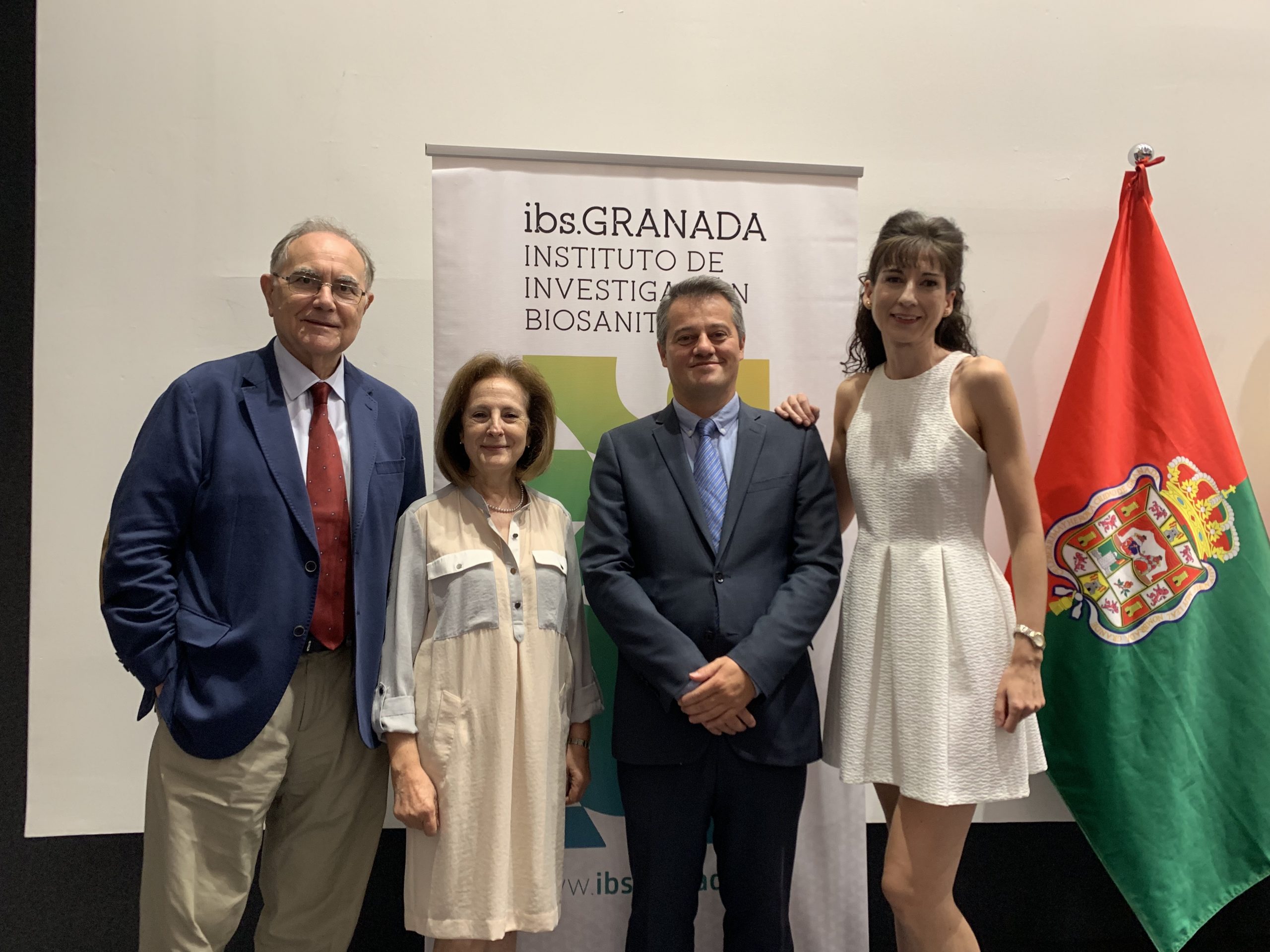 Nos visita la Dra. Julia Buján, miembro del Comité Científico Externo del ibs.GRANADA